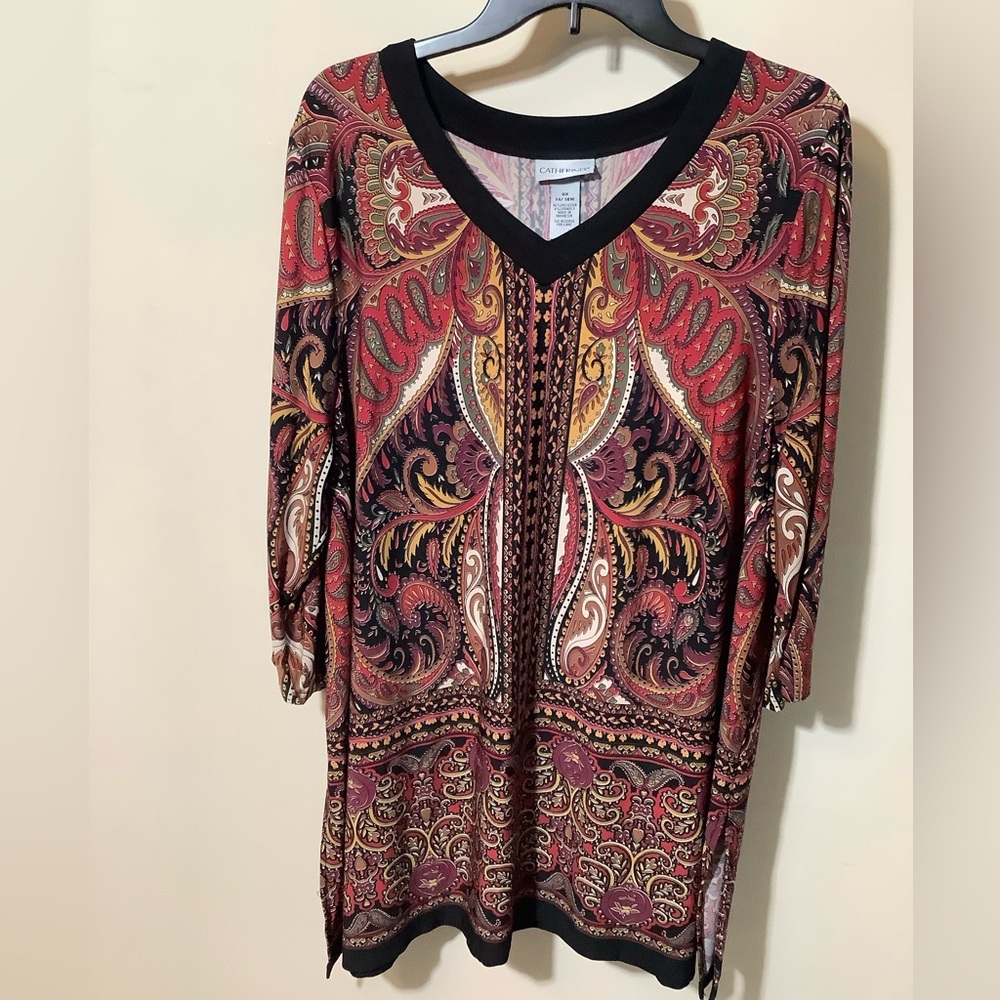 Catherine’s beautiful geometric print tunic multicolor black trim slit at hem OX